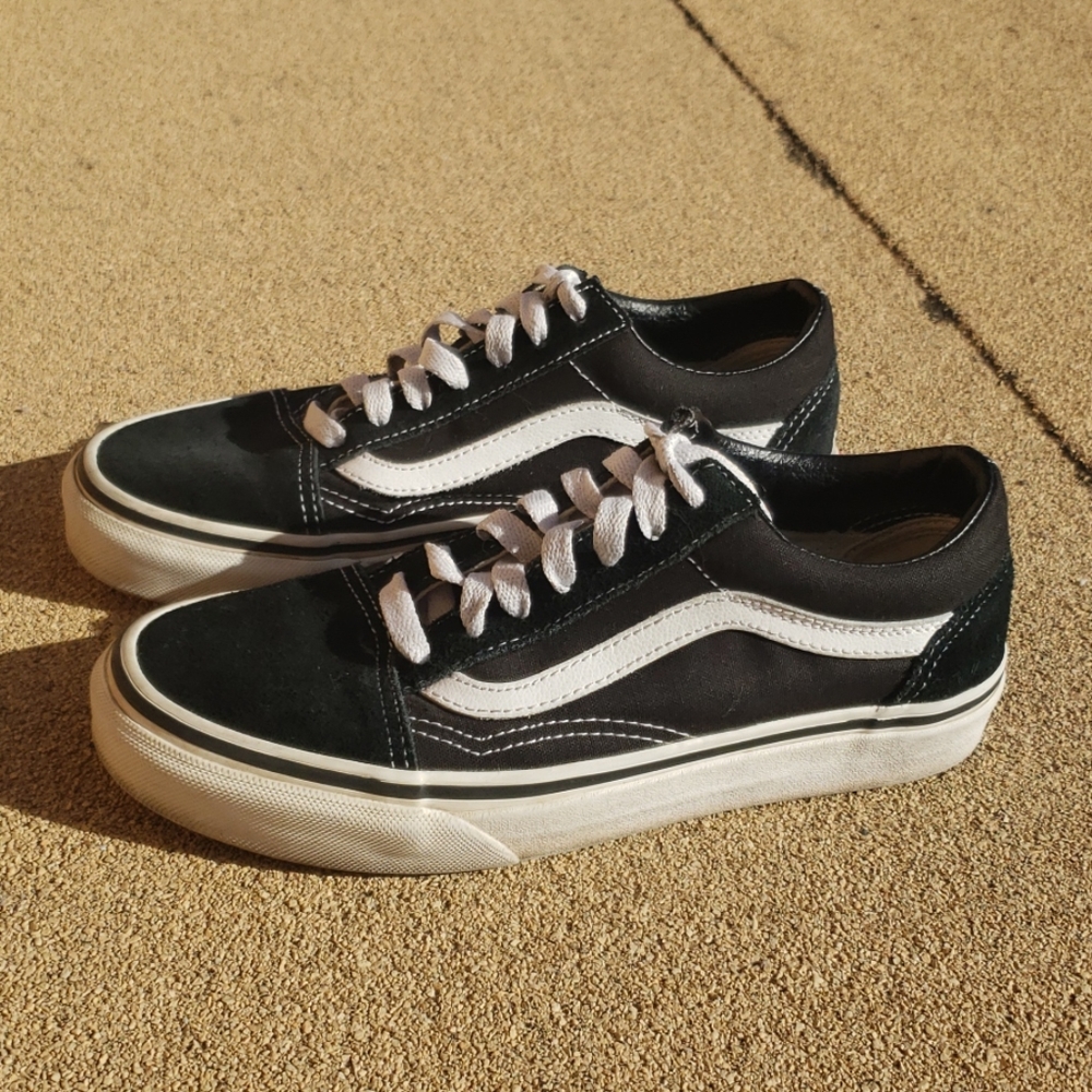VANS Old School Black and White Skate Shoes